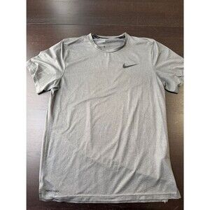 Nike Short Sleeve Dri-FIT Athletic Tee in Grey